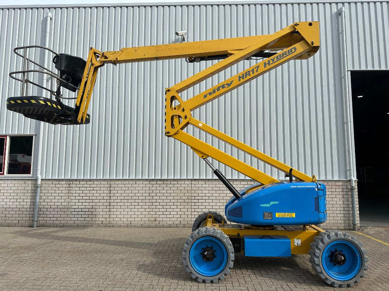 Niftylift HR 17 Hybride 4x4 - شاحنة ذراع مفصلي: صورة 4 Niftylift HR 17 Hybride 4x4 - شاحنة ذراع مفصلي: صورة 4