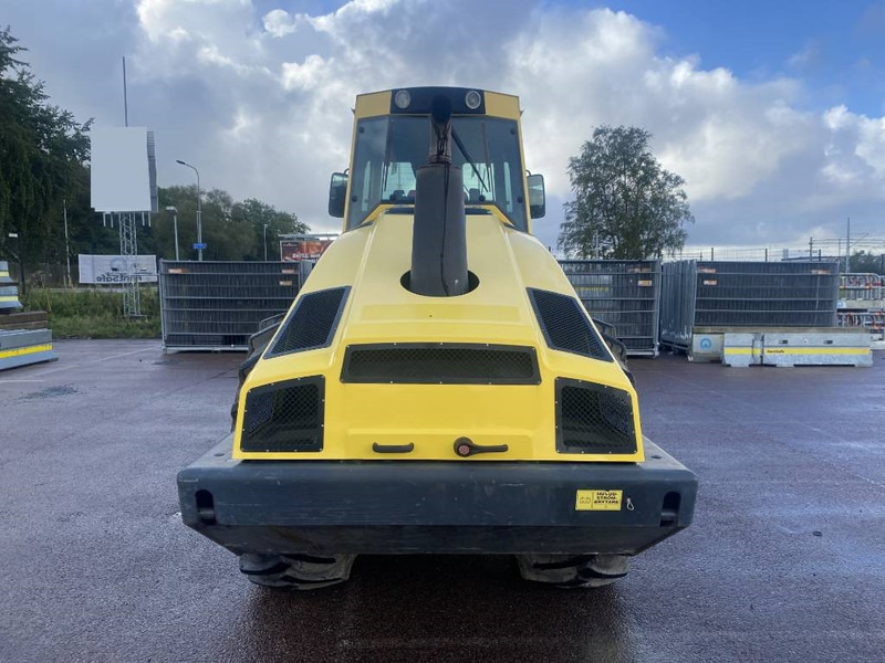 Bomag BW 213 P D H-4 - مدحلة: صورة 5 Bomag BW 213 P D H-4 - مدحلة: صورة 5