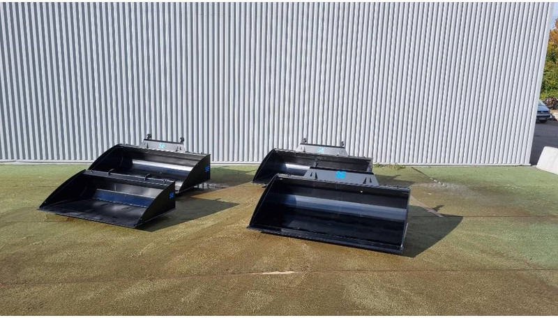 SE Equipment / Planeringsskopa / 2200 / 2400/ 2500 - بكت - آلات البناء: صورة 2 SE Equipment / Planeringsskopa / 2200 / 2400/ 2500 - بكت - آلات البناء: صورة 2