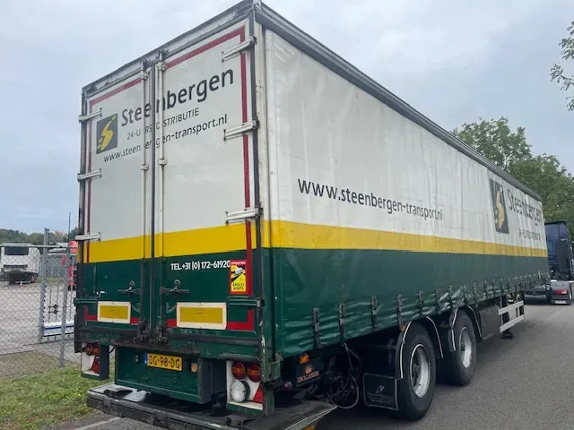 Burg Curtain slider Curtain slider Tail lift 2000 KG Bankirai floor BPO12-20 SRNXX - نصف مقطورة ستارة: صورة 4 Burg Curtain slider Curtain slider Tail lift 2000 KG Bankirai floor BPO12-20 SRNXX - نصف مقطورة ستارة: صورة 4