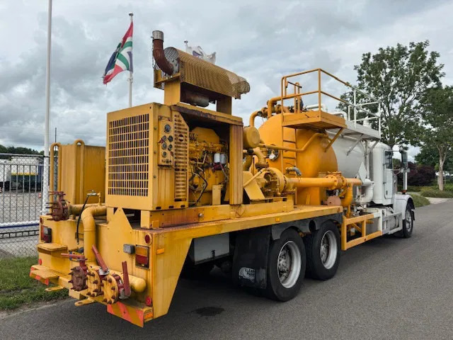 Freightliner 3 AXLE RIGID BODY chassis cabine (levering excl. opbouw) - شاحنة هيكل كابينة: صورة 4 Freightliner 3 AXLE RIGID BODY chassis cabine (levering excl. opbouw) - شاحنة هيكل كابينة: صورة 4