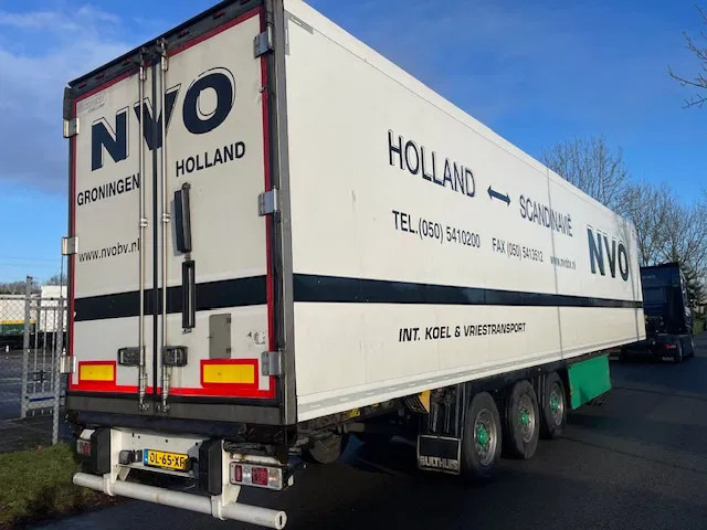 Krone Frigo Double stock carrier vector dubbele verdamper H=270 W=250 cm - نصف مقطورة متساوي الحرارة: صورة 4 Krone Frigo Double stock carrier vector dubbele verdamper H=270 W=250 cm - نصف مقطورة متساوي الحرارة: صورة 4