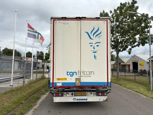 Krone Mega Liner Volume 3 axle curtainslider lift roof disk brakes 5 units available - نصف مقطورة صندوق مغلق: صورة 5 Krone Mega Liner Volume 3 axle curtainslider lift roof disk brakes 5 units available - نصف مقطورة صندوق مغلق: صورة 5