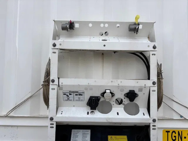 Krone SD 3 axle drum brake schuifzeil schuifdak Krone SD 3 axle drum brake schuifzeil schuifdak: صورة 17