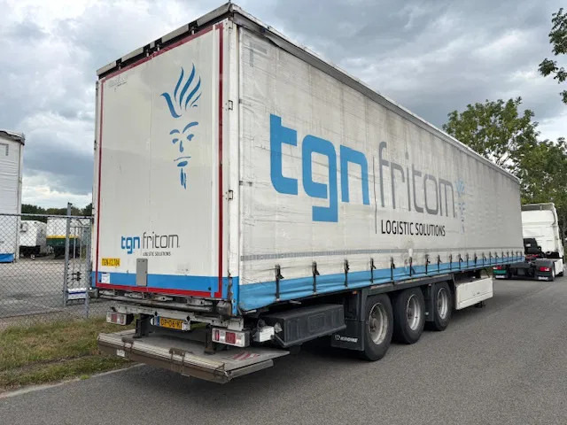 Krone SD curtainslider taillift standard chassis drum brakes - نصف مقطورة ستارة: صورة 4 Krone SD curtainslider taillift standard chassis drum brakes - نصف مقطورة ستارة: صورة 4