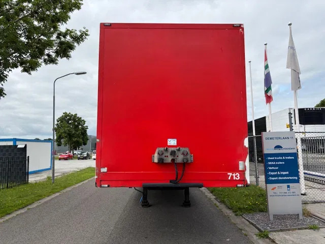 Vogelzang Closed box steering axle 2.5 ton taillift set batteries - نصف مقطورة صندوق مغلق: صورة 2 Vogelzang Closed box steering axle 2.5 ton taillift set batteries - نصف مقطورة صندوق مغلق: صورة 2