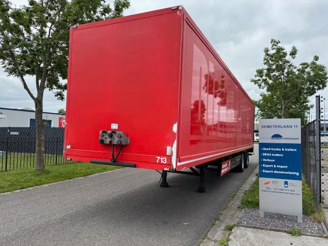 Vogelzang Closed box steering axle 2.5 ton taillift set batteries - نصف مقطورة صندوق مغلق: صورة 1 Vogelzang Closed box steering axle 2.5 ton taillift set batteries - نصف مقطورة صندوق مغلق: صورة 1