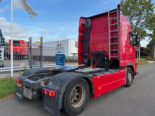 Volvo FH 12 480 Globe XL Euro 5 7B chassis tyres new - وحدة جر: صورة 5 Volvo FH 12 480 Globe XL Euro 5 7B chassis tyres new - وحدة جر: صورة 5