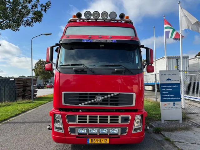 Volvo FH 12 480 Globe XL Euro 5 7B chassis tyres new - وحدة جر: صورة 2 Volvo FH 12 480 Globe XL Euro 5 7B chassis tyres new - وحدة جر: صورة 2