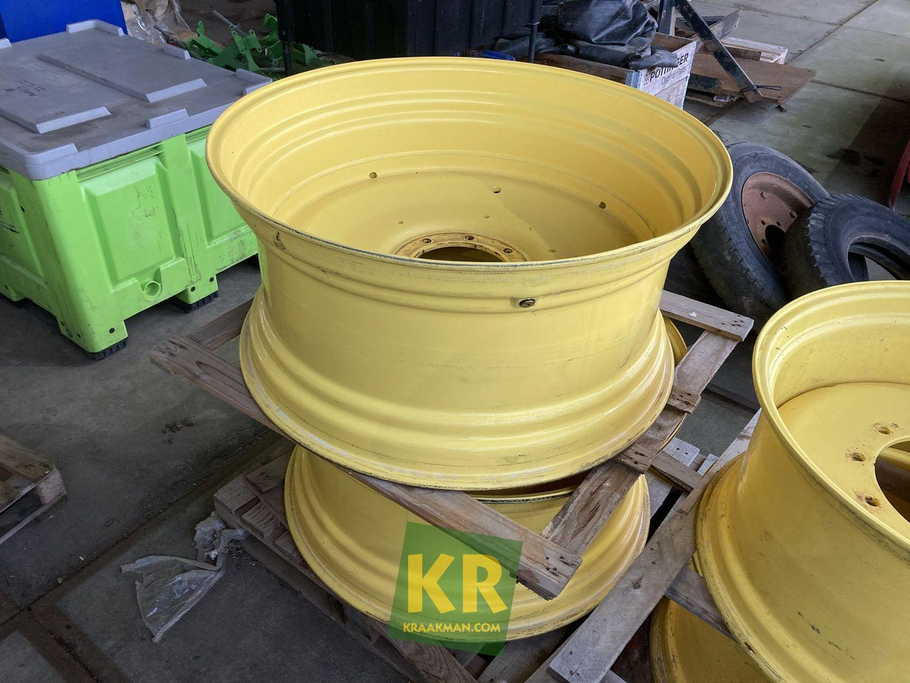 18 X 38 velg John Deere - عجلات - الآلات الزراعية: صورة 1 18 X 38 velg John Deere - عجلات - الآلات الزراعية: صورة 1