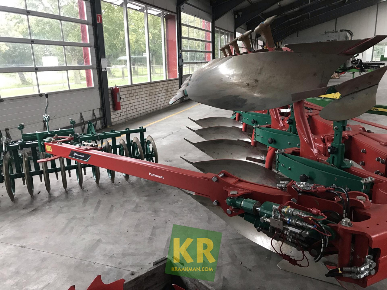3300S Variomat Kverneland - محراث: صورة 5 3300S Variomat Kverneland - محراث: صورة 5