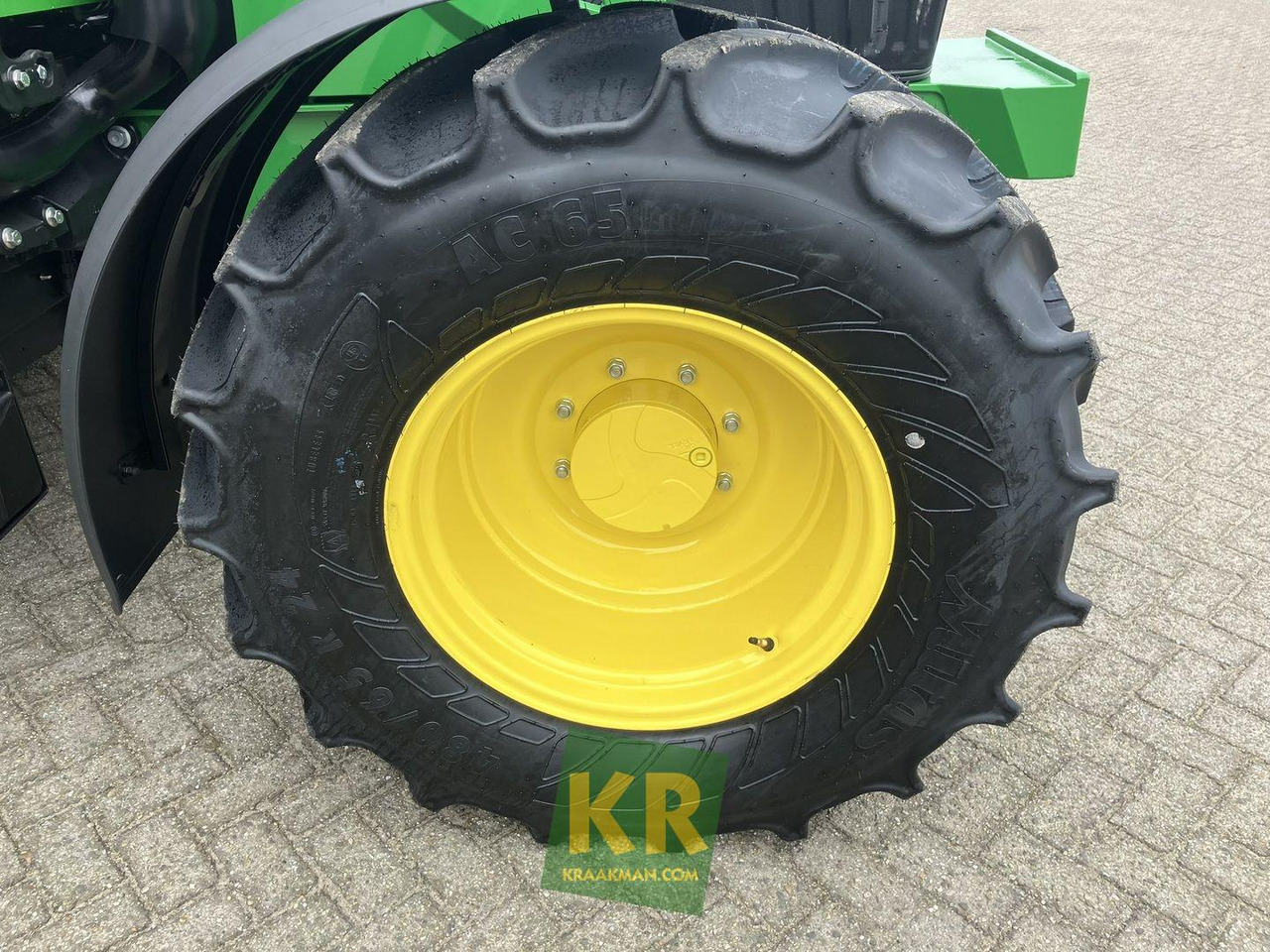 6090M John Deere  6090M John Deere: صورة 8