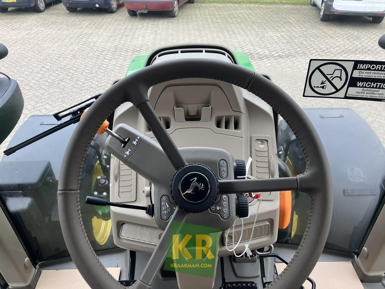 6090M John Deere  6090M John Deere: صورة 14