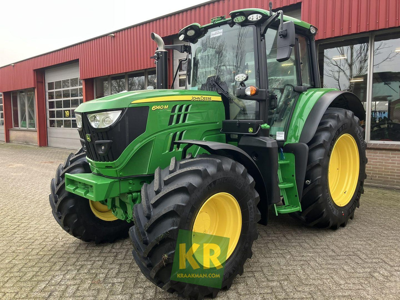 6140M John Deere - جرار: صورة 1 6140M John Deere - جرار: صورة 1