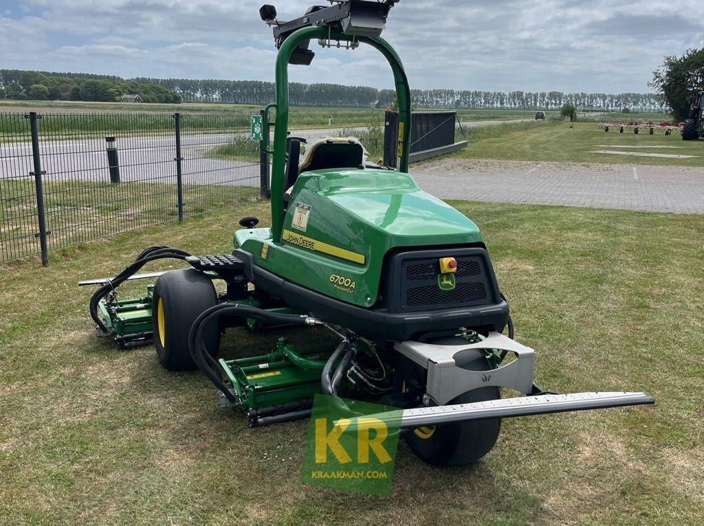 6700A John Deere - جزازة أعشاب الحدائق: صورة 4 6700A John Deere - جزازة أعشاب الحدائق: صورة 4