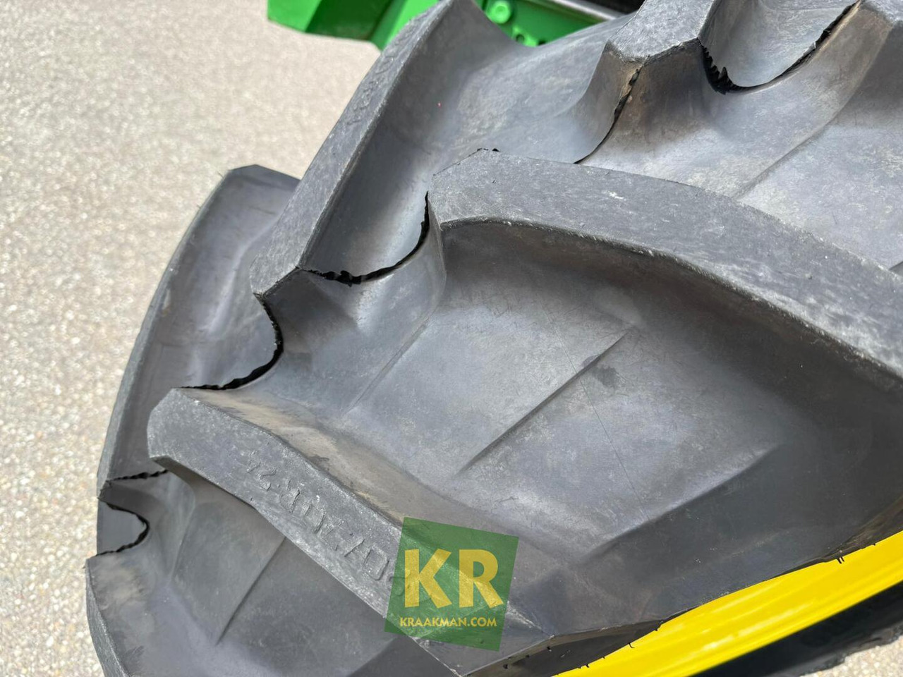 John Deere 6100M - جرار: صورة 4 John Deere 6100M - جرار: صورة 4