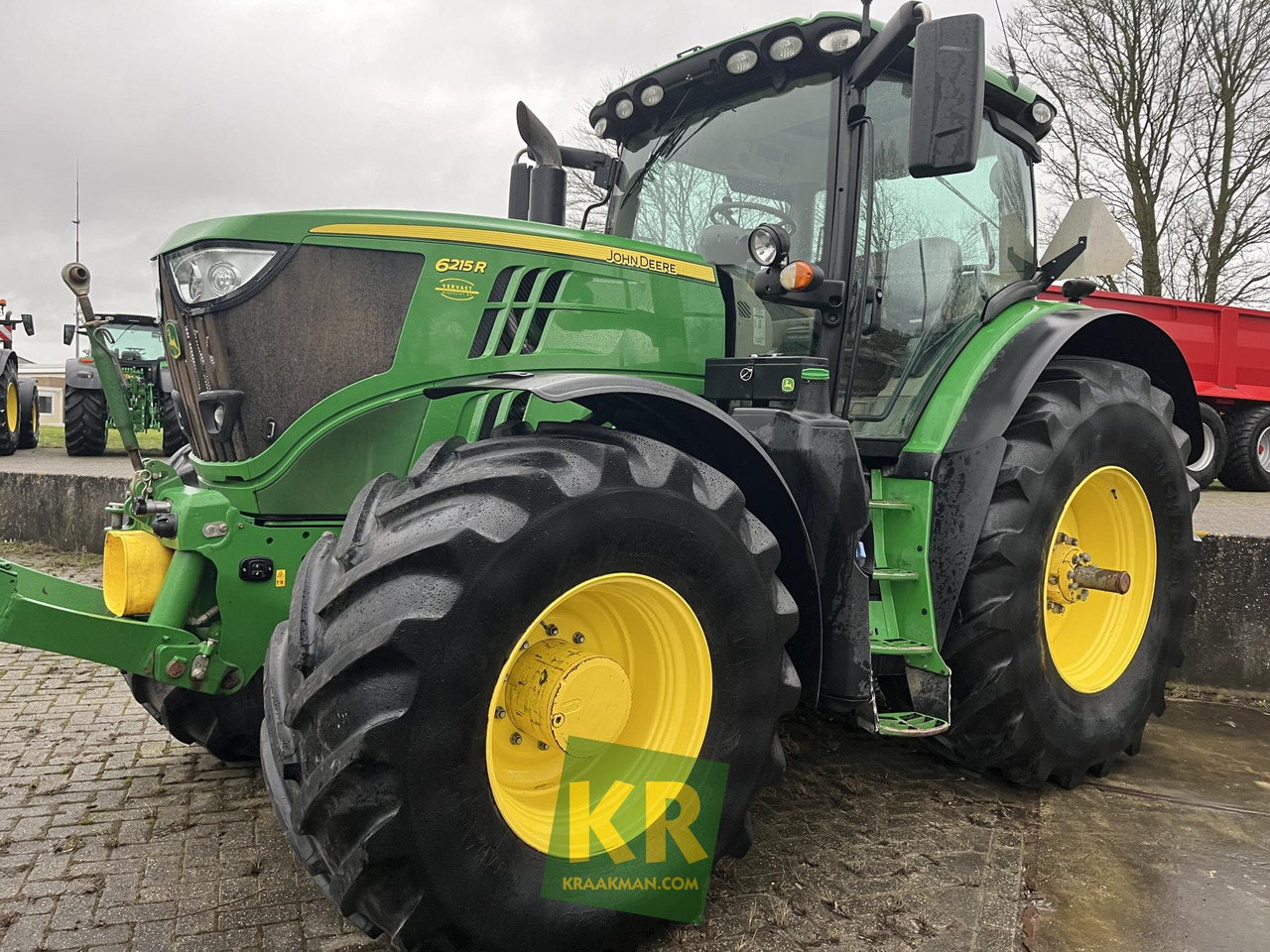 John Deere 6215R - جرار: صورة 1 John Deere 6215R - جرار: صورة 1