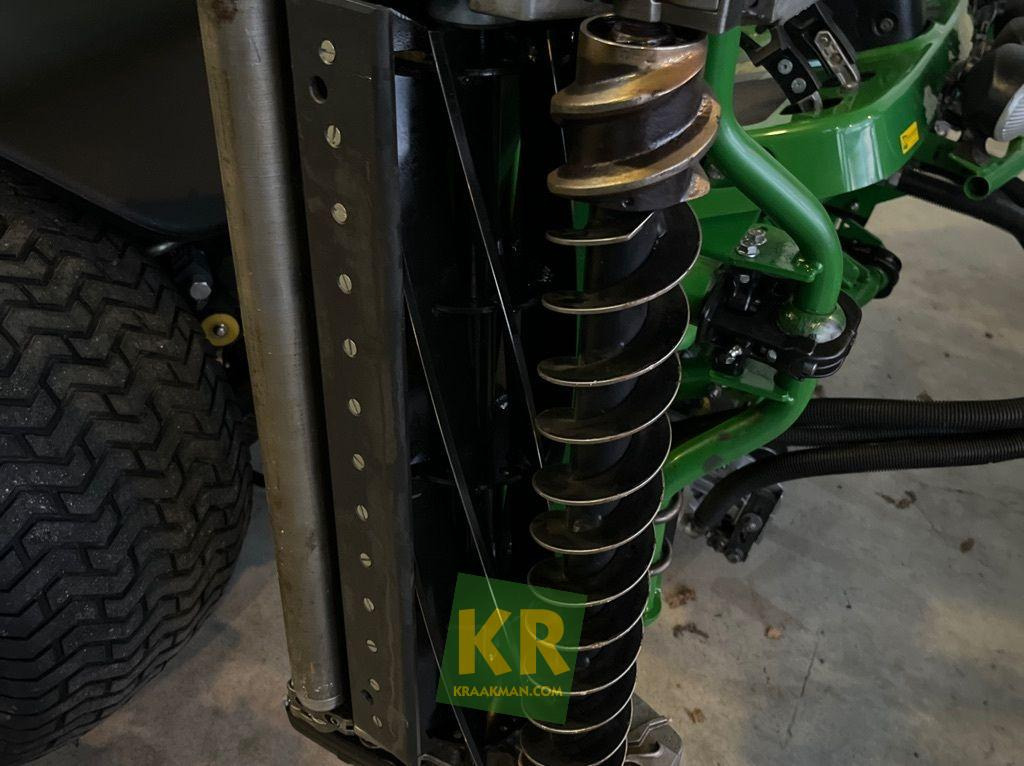 John Deere 7500A Fairway Maaier - جزازة أعشاب الحدائق: صورة 2 John Deere 7500A Fairway Maaier - جزازة أعشاب الحدائق: صورة 2