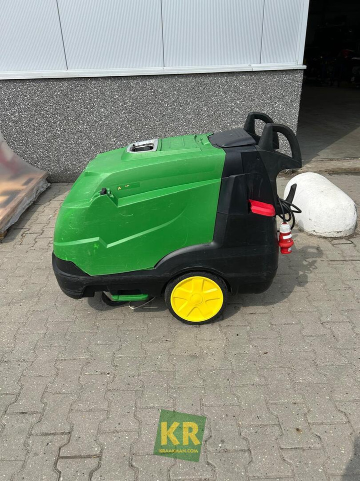 John Deere AC - ماكينة غسيل ضغط عالي: صورة 1 John Deere AC - ماكينة غسيل ضغط عالي: صورة 1