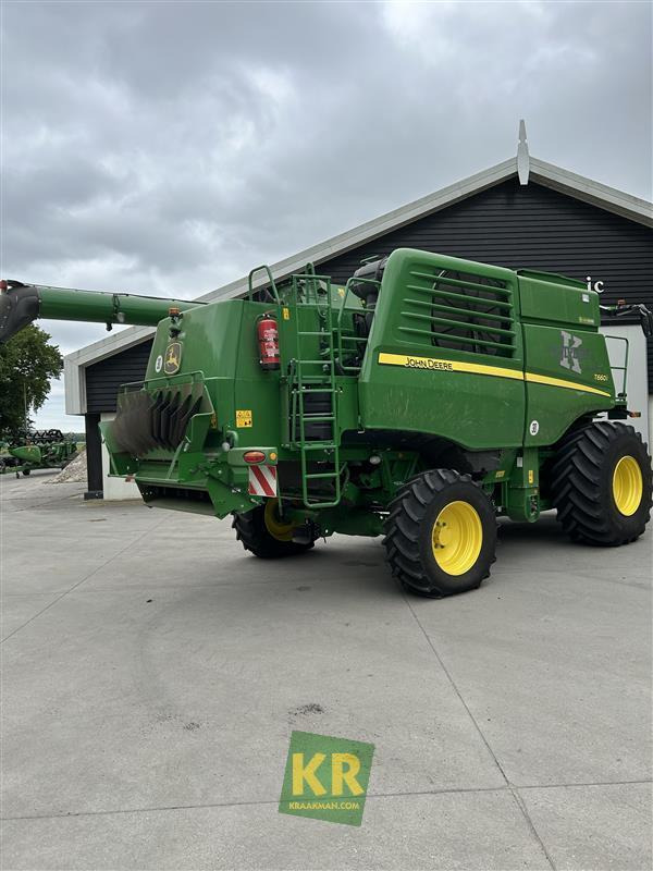 John Deere T660 - حصادة موحَّدة: صورة 5 John Deere T660 - حصادة موحَّدة: صورة 5