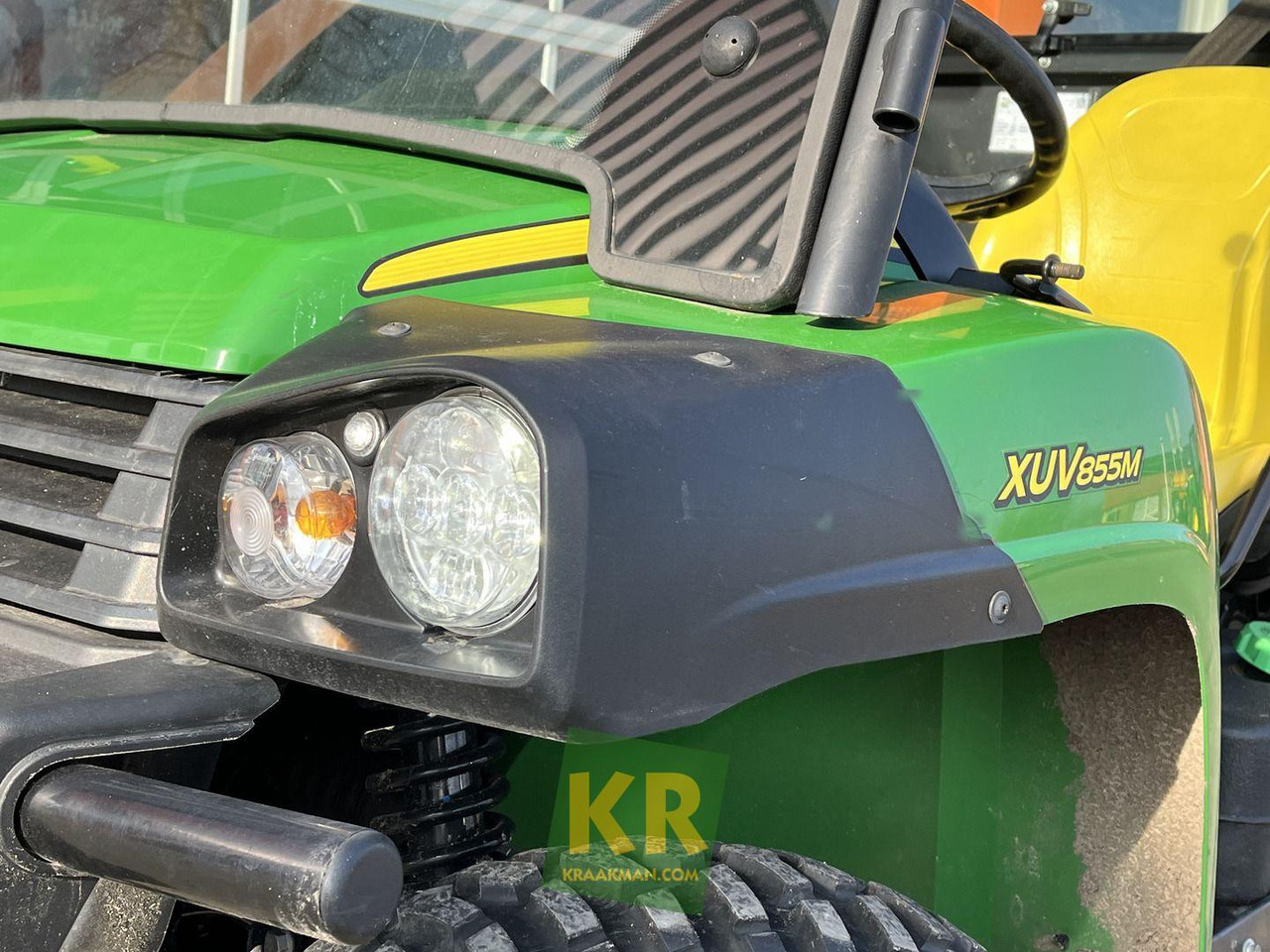 John Deere XUV855M - مركبة لجميع التضاريس: صورة 4 John Deere XUV855M - مركبة لجميع التضاريس: صورة 4