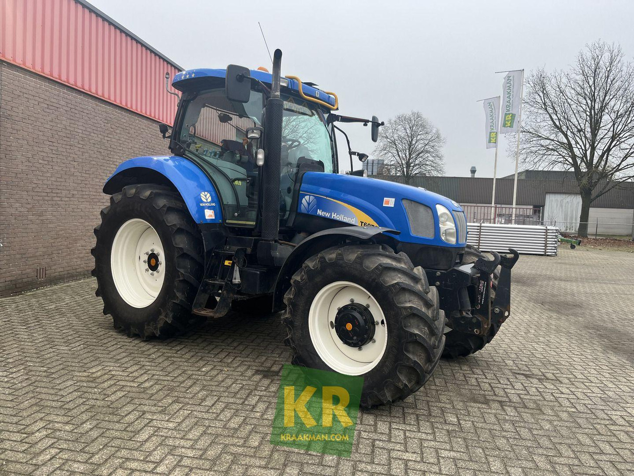 New Holland T6070 Plus - جرار: صورة 4 New Holland T6070 Plus - جرار: صورة 4