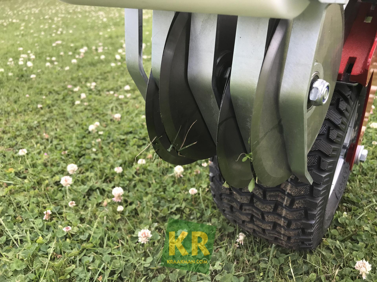 Vredo Turf Buddy - معدات حرث التربة: صورة 5 Vredo Turf Buddy - معدات حرث التربة: صورة 5