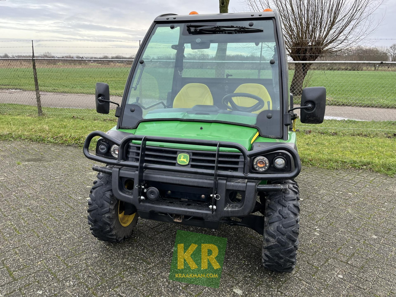 XUV855D John Deere - مركبة لجميع التضاريس: صورة 1 XUV855D John Deere - مركبة لجميع التضاريس: صورة 1