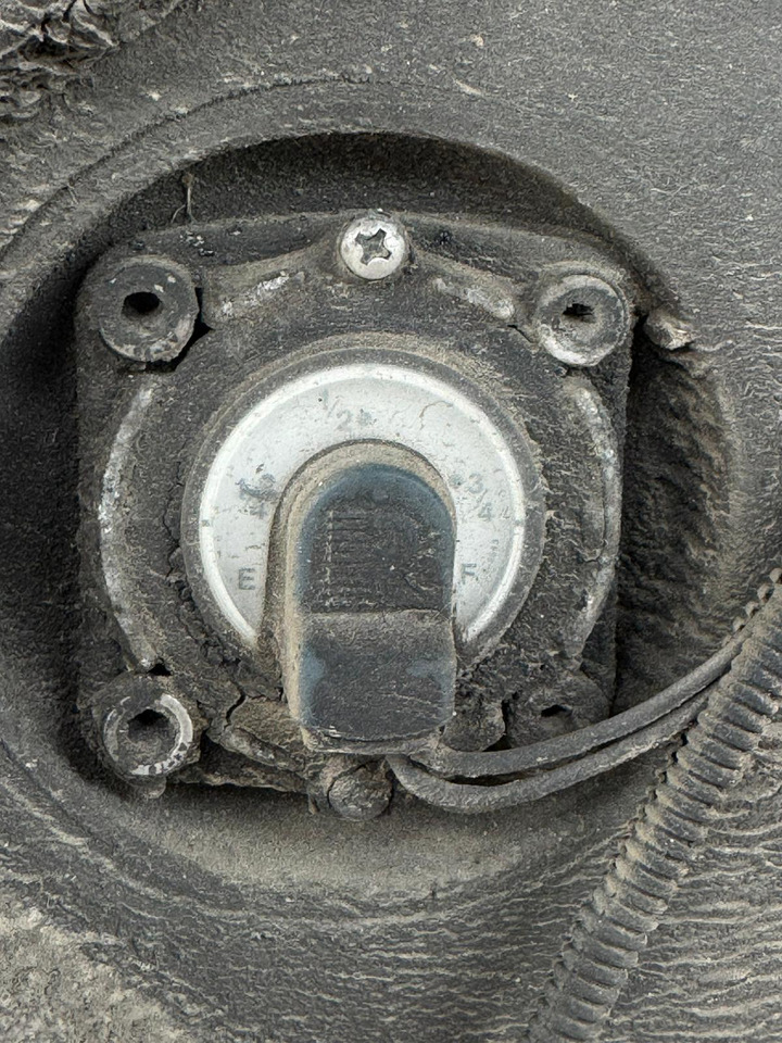 نصف مقطورة مُبرِّدة 2009 Schmitz 13.6m Fridge Trailer – CML364: صورة 12 نصف مقطورة مُبرِّدة 2009 Schmitz 13.6m Fridge Trailer – CML364: صورة 12