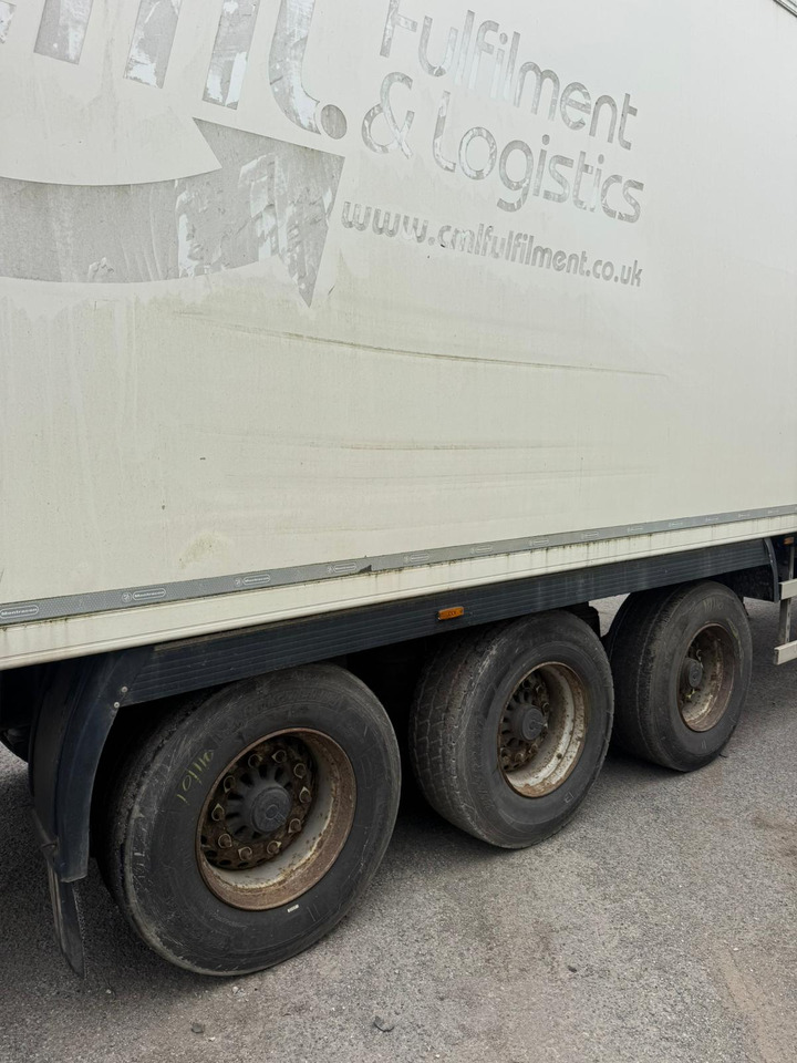 نصف مقطورة مُبرِّدة 2009 Schmitz 13.6m Fridge Trailer – CML364: صورة 21 نصف مقطورة مُبرِّدة 2009 Schmitz 13.6m Fridge Trailer – CML364: صورة 21
