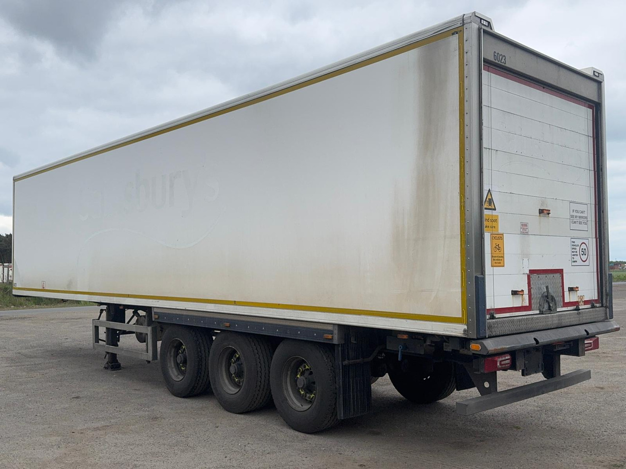 نصف مقطورة مُبرِّدة 2016 Montracon 13.6m Fridge Trailer – 6023: صورة 7