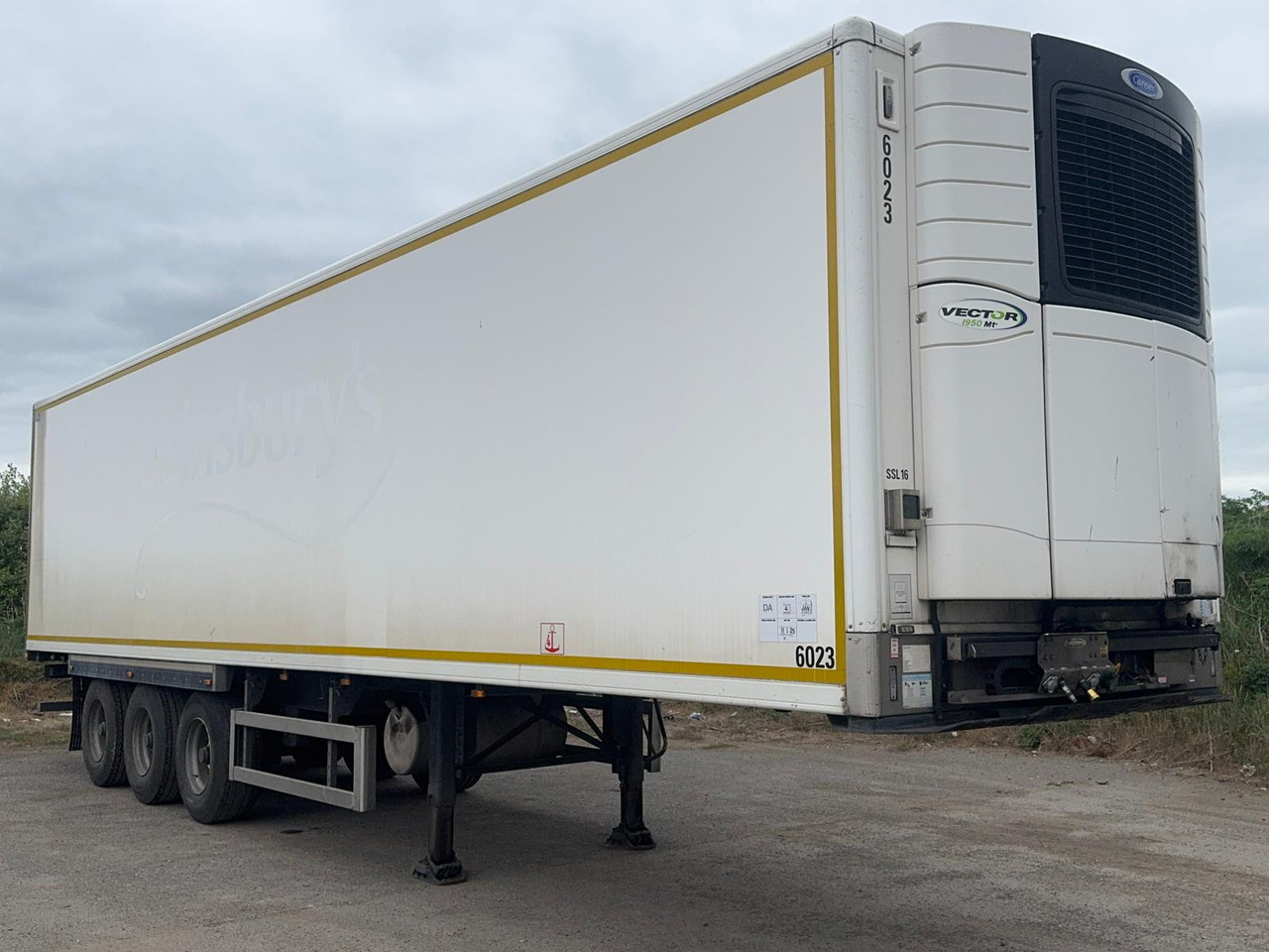 نصف مقطورة مُبرِّدة 2016 Montracon 13.6m Fridge Trailer – 6023: صورة 18