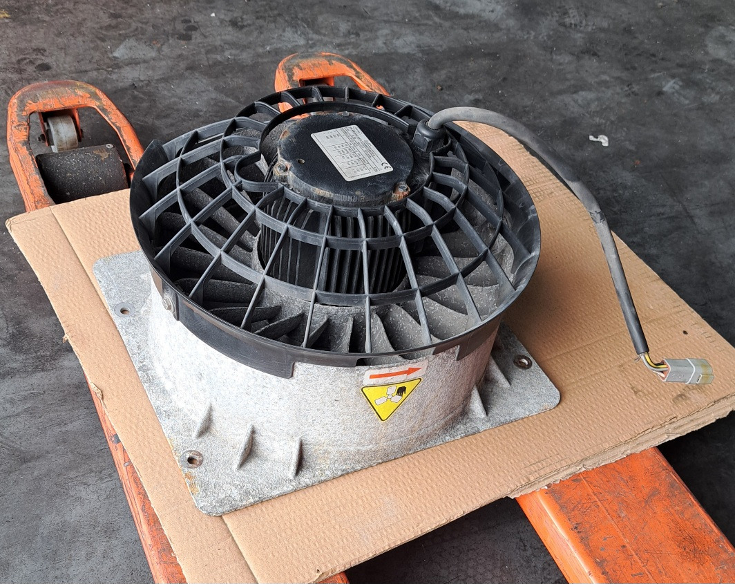 Fan MOTOR, CONDENSER - مروحة: صورة 1 Fan MOTOR, CONDENSER - مروحة: صورة 1