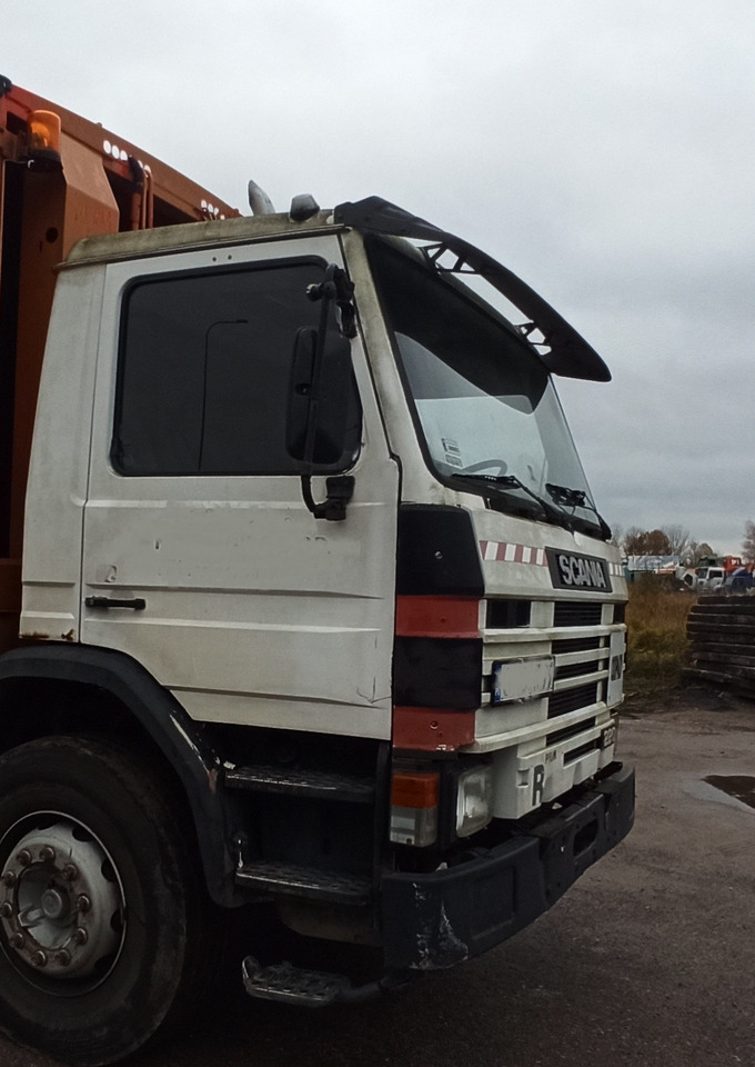 KABINA SCANIA 3 93 - كابينة: صورة 2 KABINA SCANIA 3 93 - كابينة: صورة 2