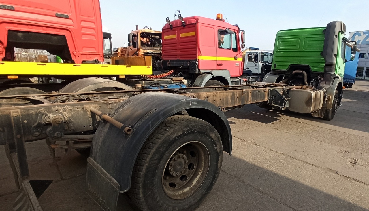 MERCEDES-BENZ ATEGO 1823 - شاحنة هيكل كابينة: صورة 2 MERCEDES-BENZ ATEGO 1823 - شاحنة هيكل كابينة: صورة 2