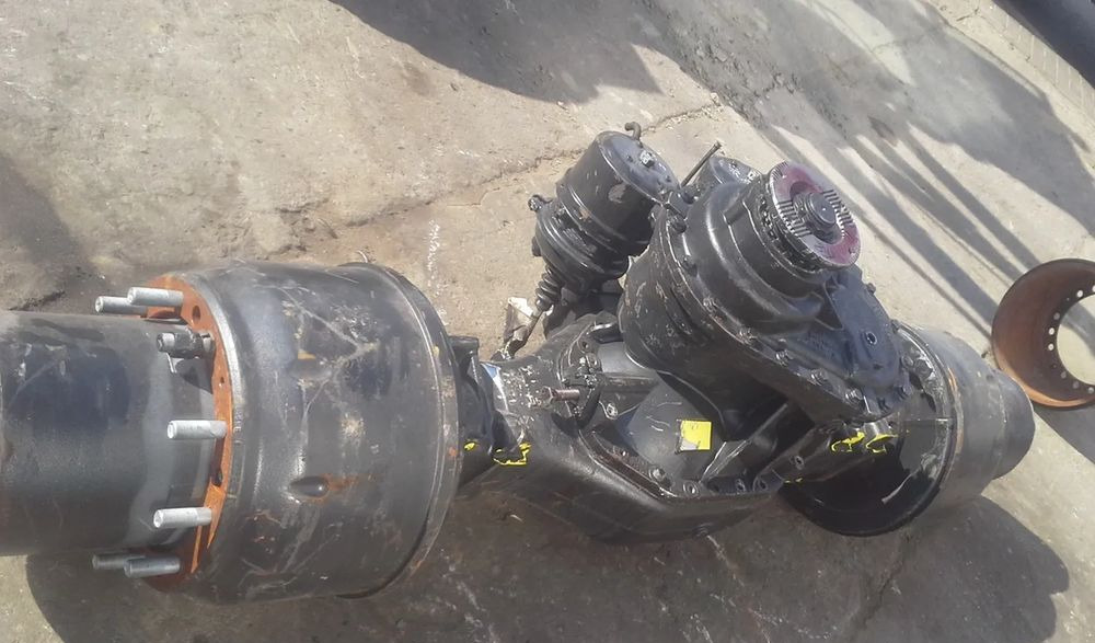Obudowa mostu tylnego MAN TGS TGA Przelotowy HPD1382 - المحور و قطع الغيار - شاحنة: صورة 1 Obudowa mostu tylnego MAN TGS TGA Przelotowy HPD1382 - المحور و قطع الغيار - شاحنة: صورة 1