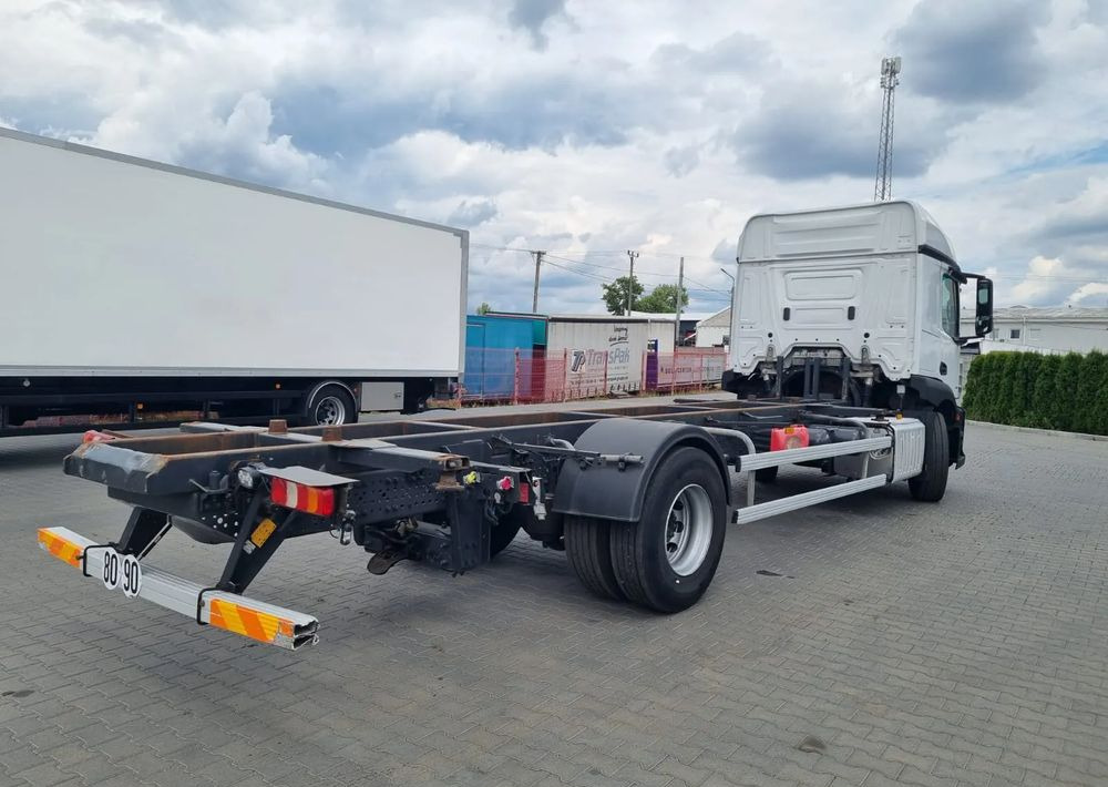 Mercedes-Benz Actros 1836 - شاحنة ستارة: صورة 3 Mercedes-Benz Actros 1836 - شاحنة ستارة: صورة 3