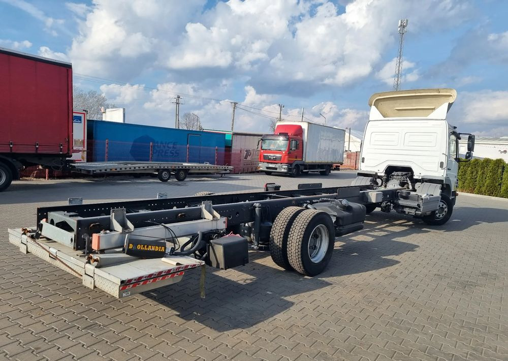 Mercedes-Benz Atego 1224 - شاحنة هيكل كابينة: صورة 4 Mercedes-Benz Atego 1224 - شاحنة هيكل كابينة: صورة 4