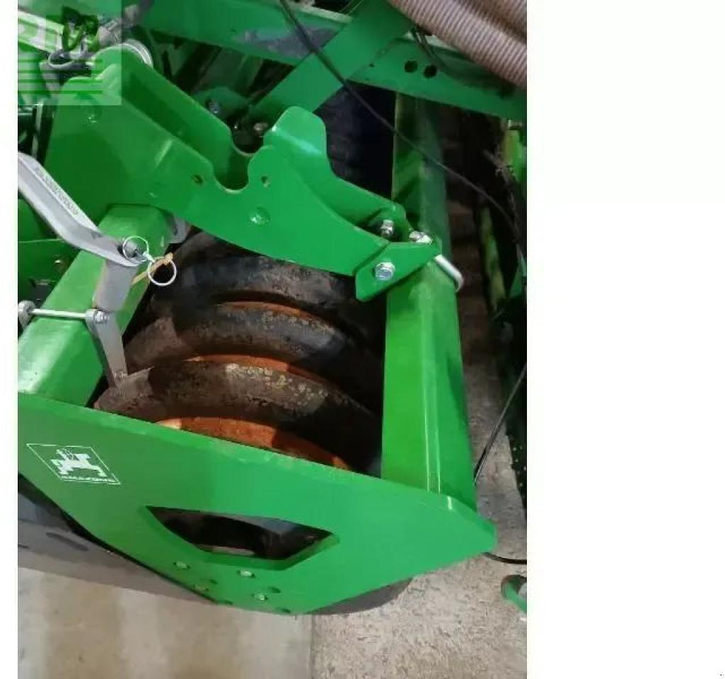 آلة البذار متعددة الوظائف Amazone adp 3001 spec: صورة 6