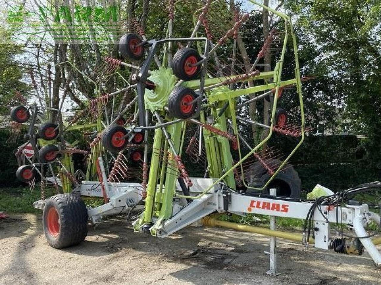 CLAAS USED LINER 3600 - آلة تيبيس العشب/ آلة جمع العشب: صورة 1 CLAAS USED LINER 3600 - آلة تيبيس العشب/ آلة جمع العشب: صورة 1
