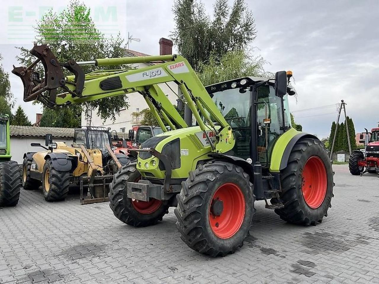 CLAAS arion 420 cis + claas fl100 - جرار: صورة 1 CLAAS arion 420 cis + claas fl100 - جرار: صورة 1