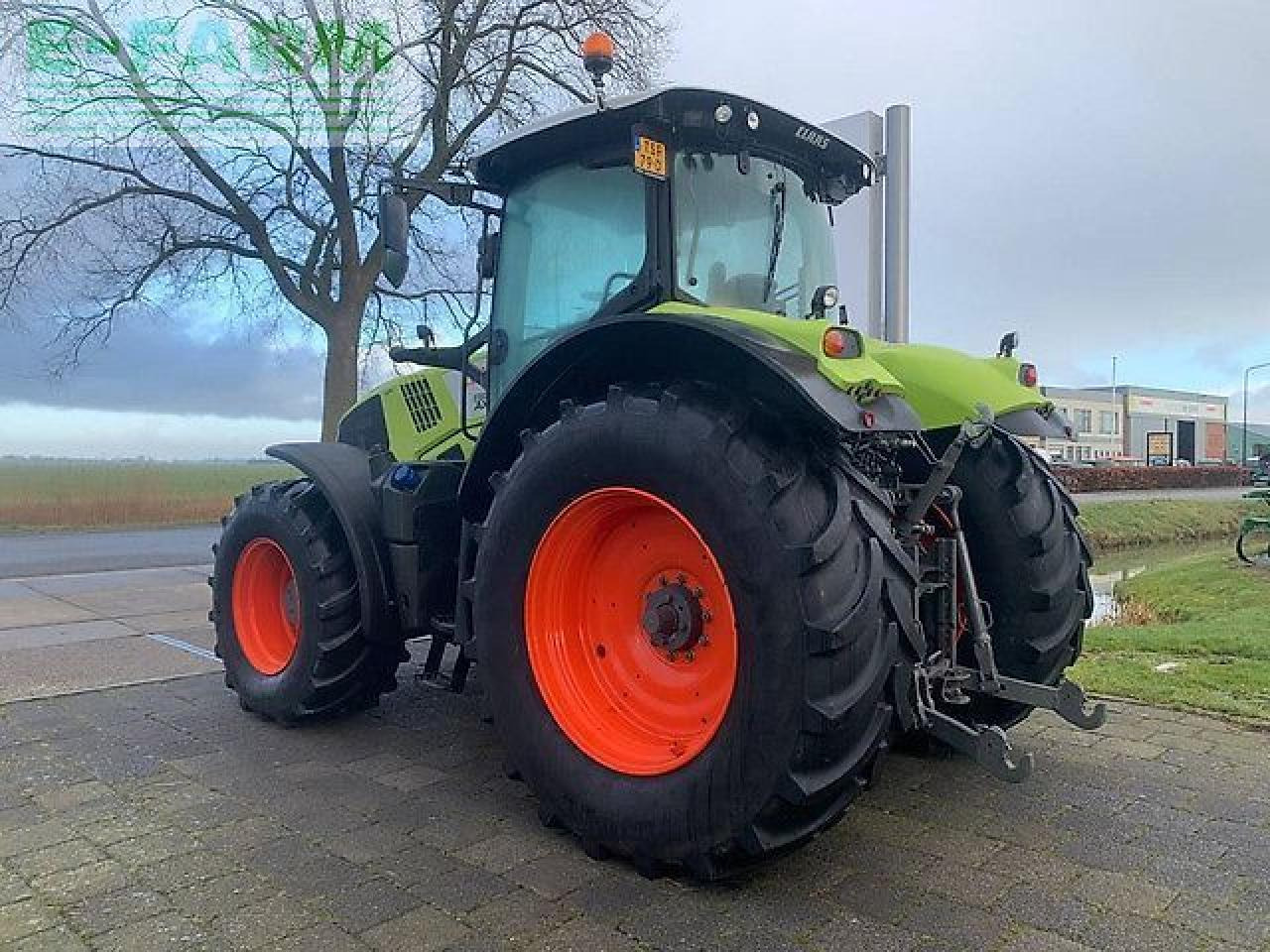 CLAAS axion 810 cis+ - جرار: صورة 5 CLAAS axion 810 cis+ - جرار: صورة 5