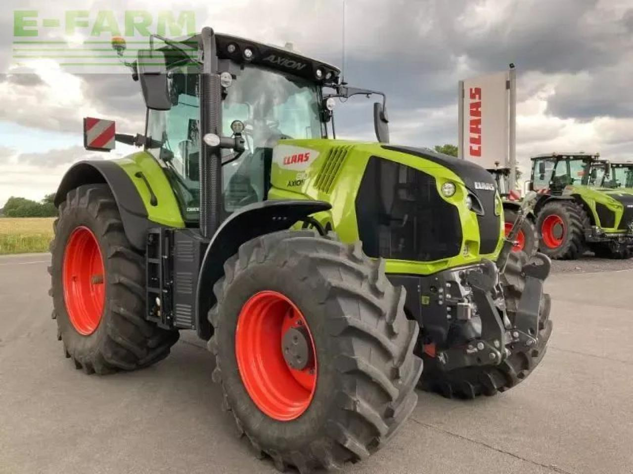 CLAAS axion 810 cmatic cebis CMATIC CEBIS - جرار: صورة 3 CLAAS axion 810 cmatic cebis CMATIC CEBIS - جرار: صورة 3