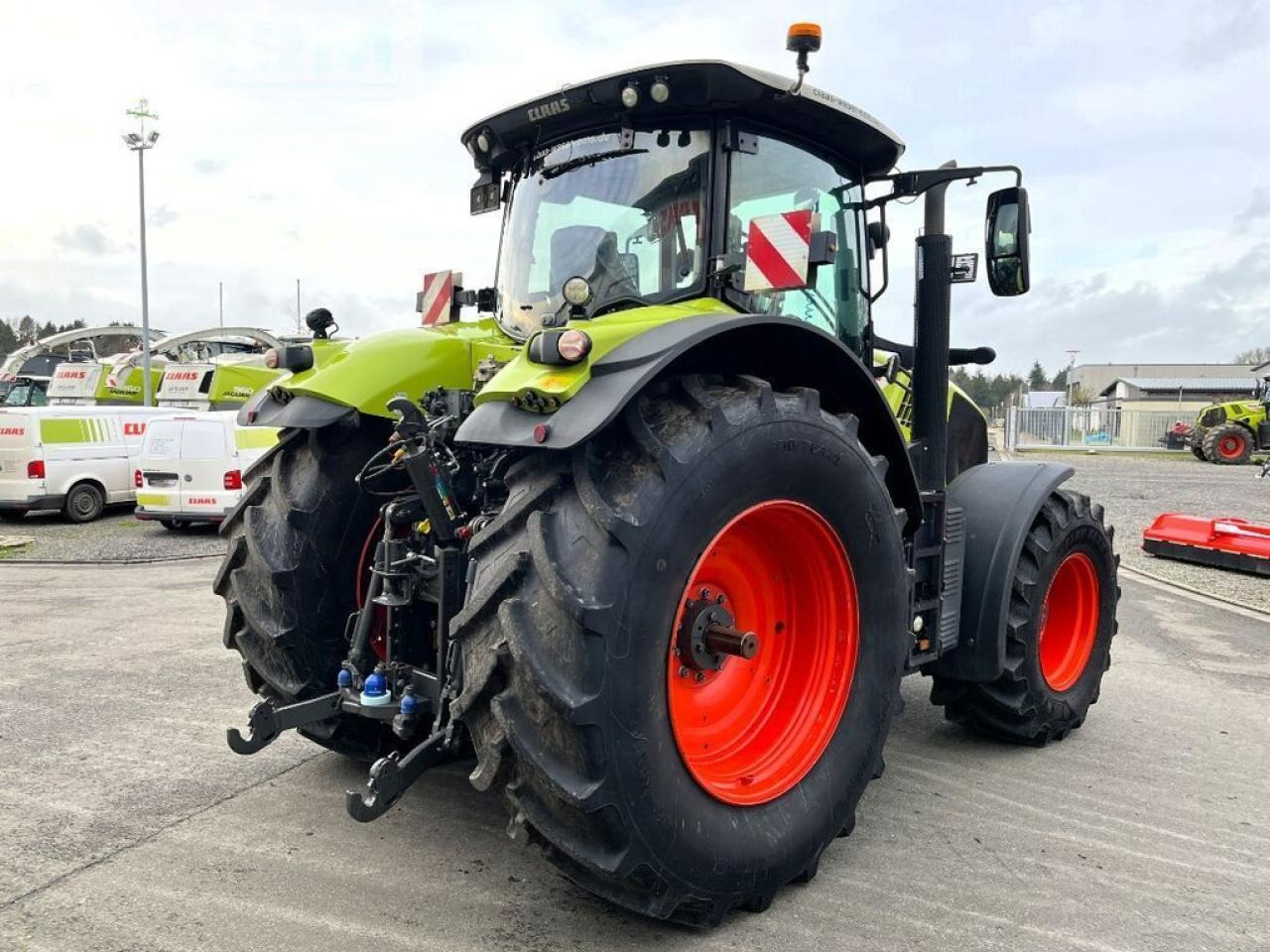 CLAAS axion 810 cmatic cebis CMATIC CEBIS - جرار: صورة 5 CLAAS axion 810 cmatic cebis CMATIC CEBIS - جرار: صورة 5