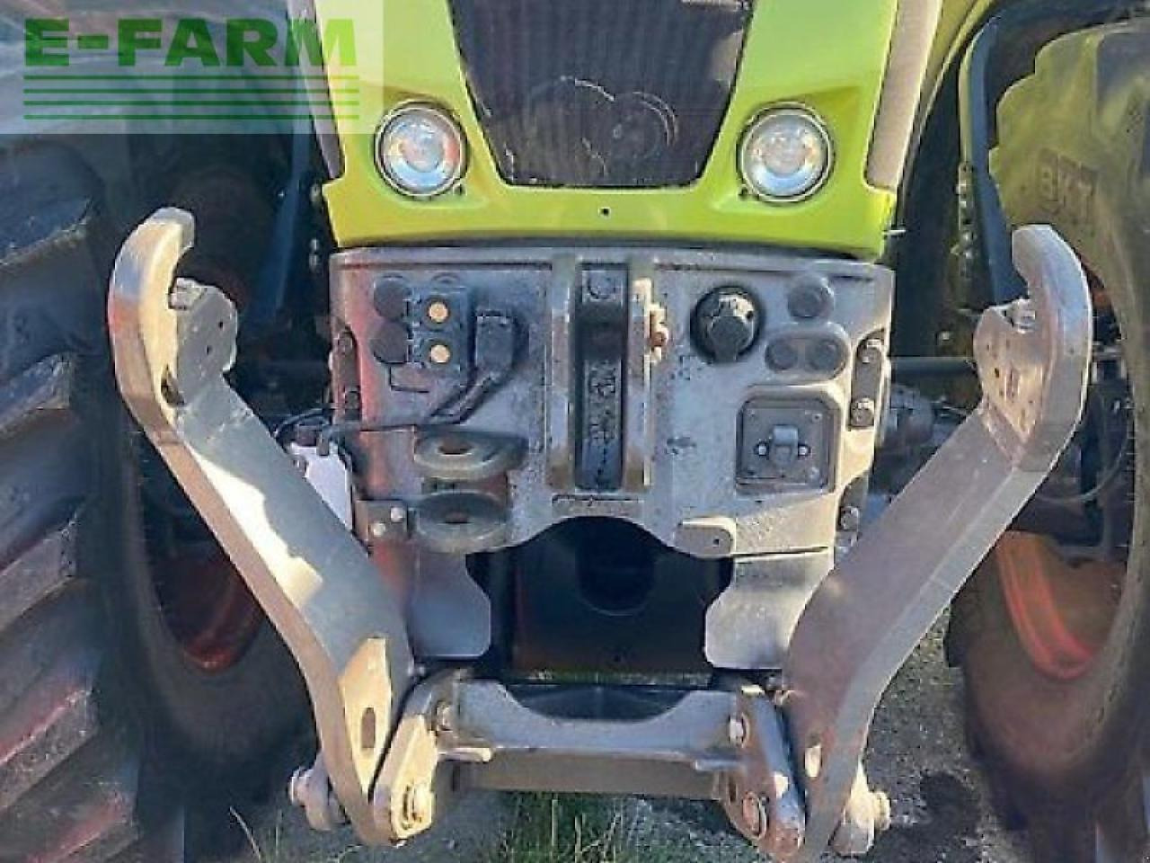 CLAAS axion 830 - جرار: صورة 2 CLAAS axion 830 - جرار: صورة 2