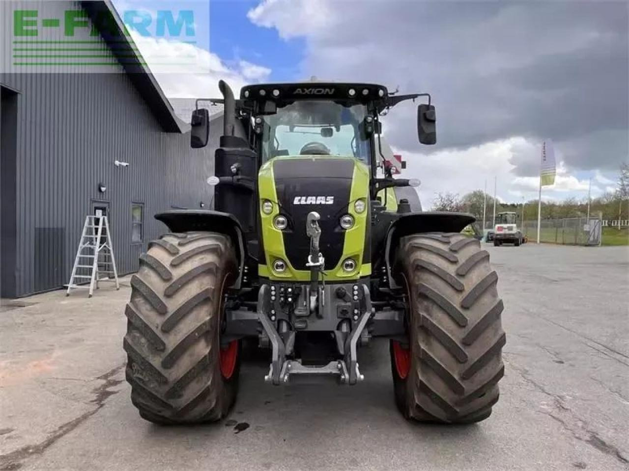 CLAAS axion 940 cmatic cebis CMATIC CEBIS - جرار: صورة 4 CLAAS axion 940 cmatic cebis CMATIC CEBIS - جرار: صورة 4