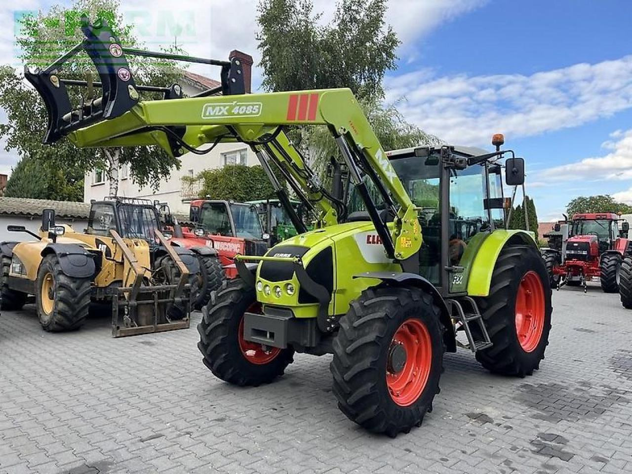 CLAAS celtis 446 plus rx + mailleux mx40-85 - جرار: صورة 1 CLAAS celtis 446 plus rx + mailleux mx40-85 - جرار: صورة 1