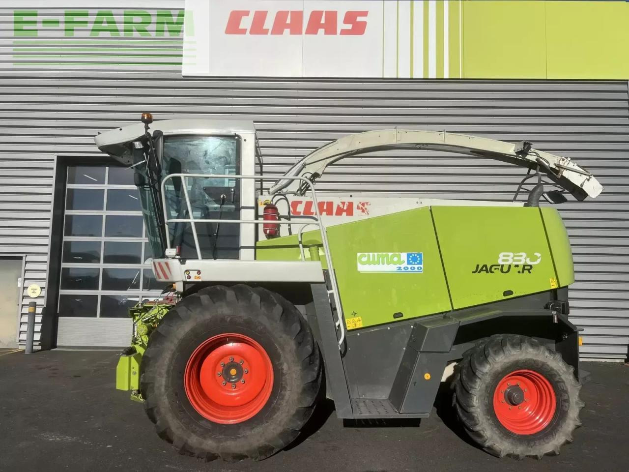 CLAAS jaguar 830 2rm - حصادة الأعلاف: صورة 4 CLAAS jaguar 830 2rm - حصادة الأعلاف: صورة 4