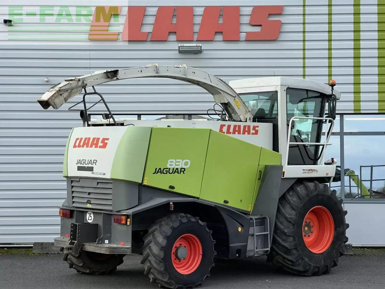 CLAAS jaguar 830 - حصادة الأعلاف: صورة 3 CLAAS jaguar 830 - حصادة الأعلاف: صورة 3
