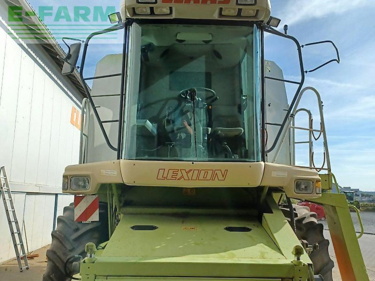 CLAAS lexion 440 - حصادة موحَّدة: صورة 5 CLAAS lexion 440 - حصادة موحَّدة: صورة 5